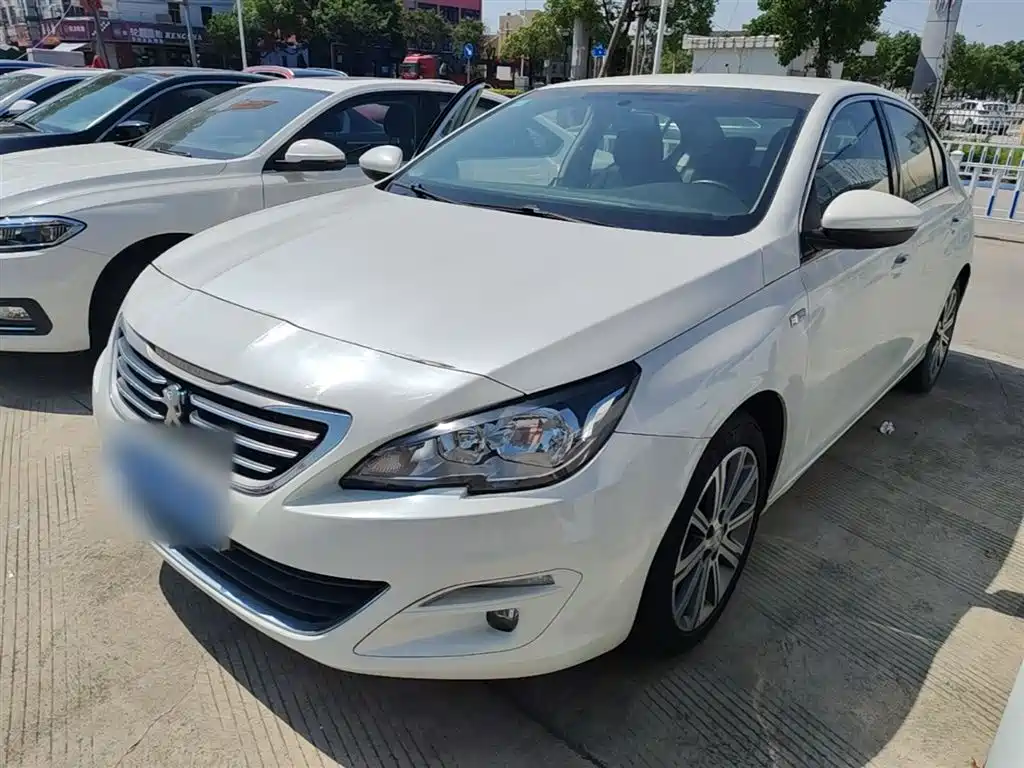 Купить Peugeot 408