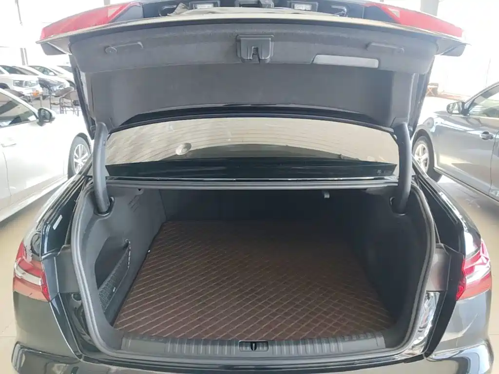 Audi A6L — миниатюра 19
