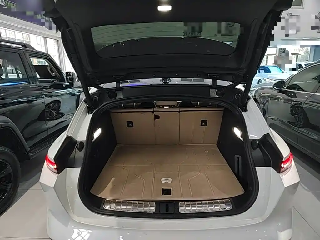 NIO ET5T — миниатюра 15