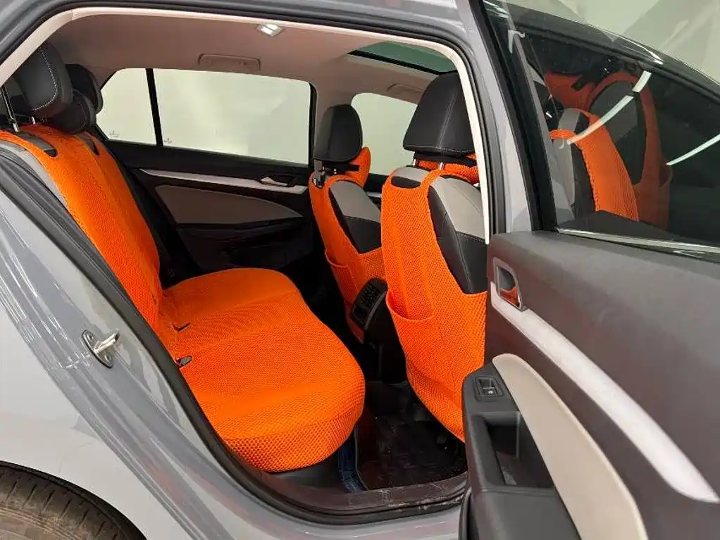 Volkswagen Golf — миниатюра 11