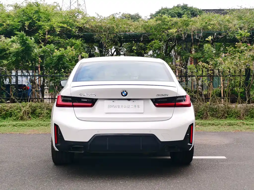 BMW 3 Series — миниатюра 5