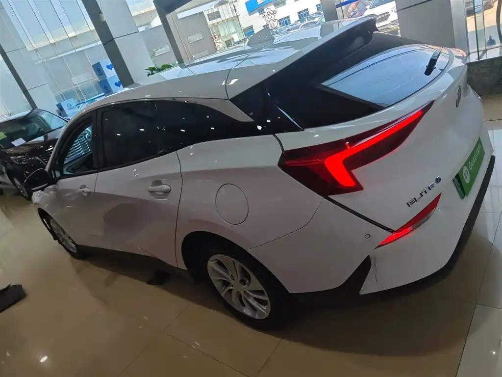 BUICK SLIGHTLY BLUE 6