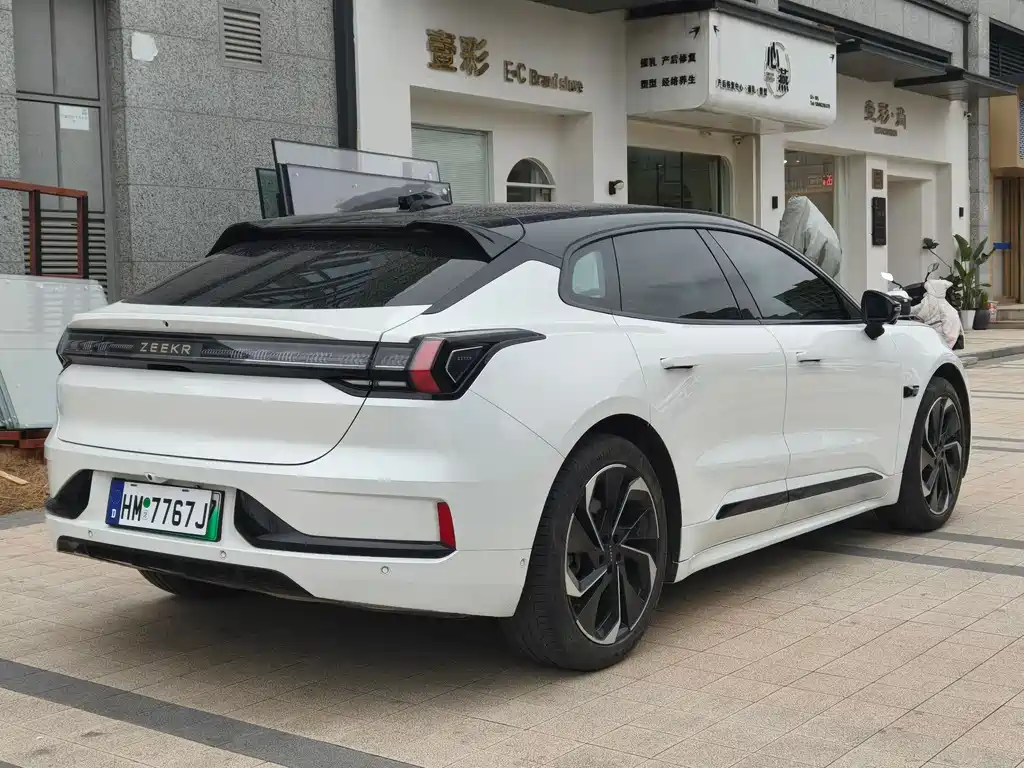 ZEEKR EXTREME KRYPTON 001
