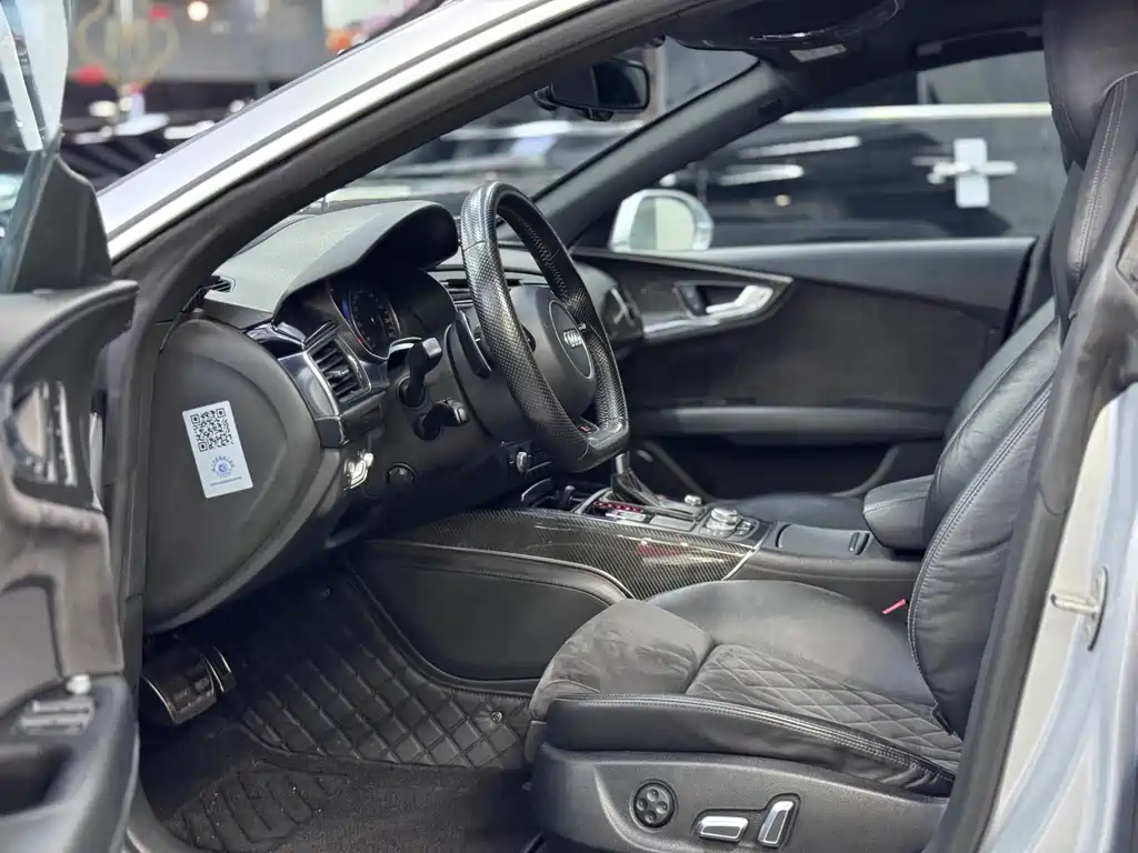 Audi RS 7 — миниатюра 6