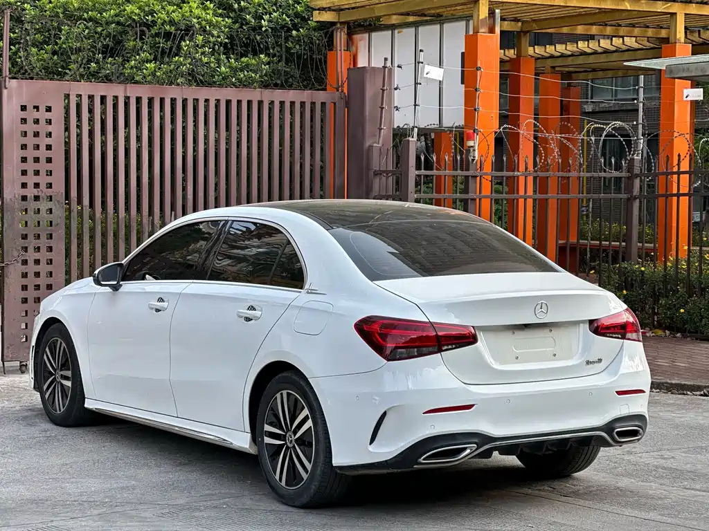 Mercedes-Benz A-Class — миниатюра 7
