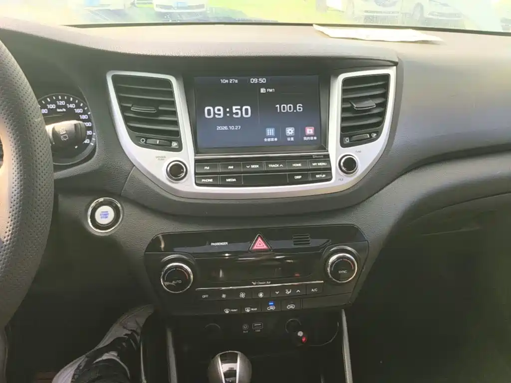 Hyundai Tucson — миниатюра 13