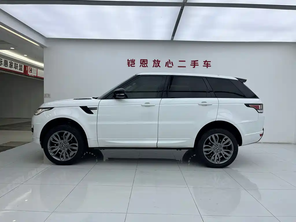 Land Rover Sport — миниатюра 7