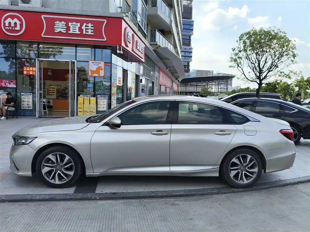 Honda Inspire — миниатюра 4