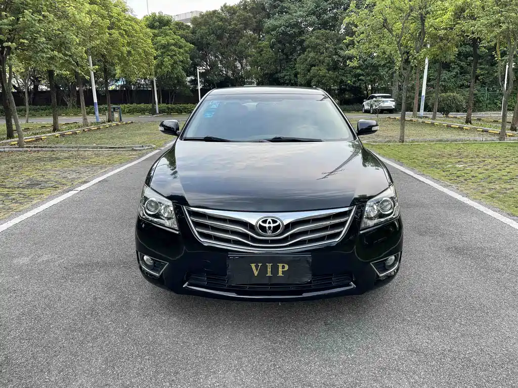 Toyota Camry — миниатюра 2