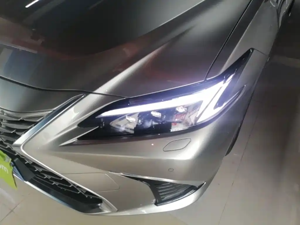 Lexus ES — фотографии объявления, Фото 25