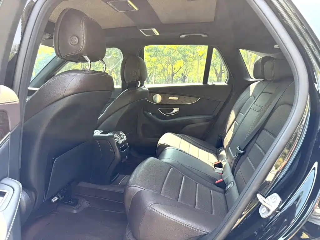 Mercedes-Benz GLC 2020 GLC 260 L 4MATIC Luxury