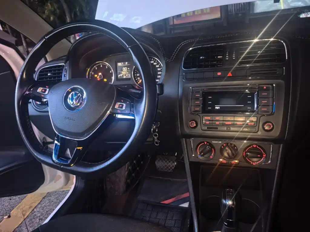 Volkswagen Polo — миниатюра 10