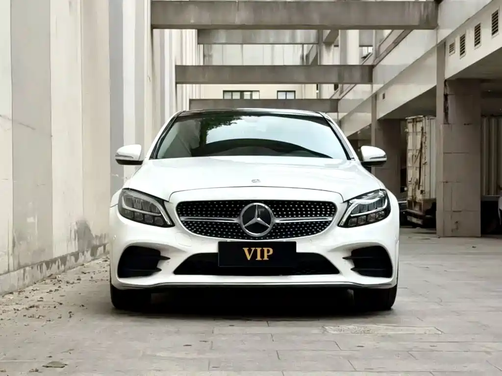 Mercedes-Benz C-Class — миниатюра 2
