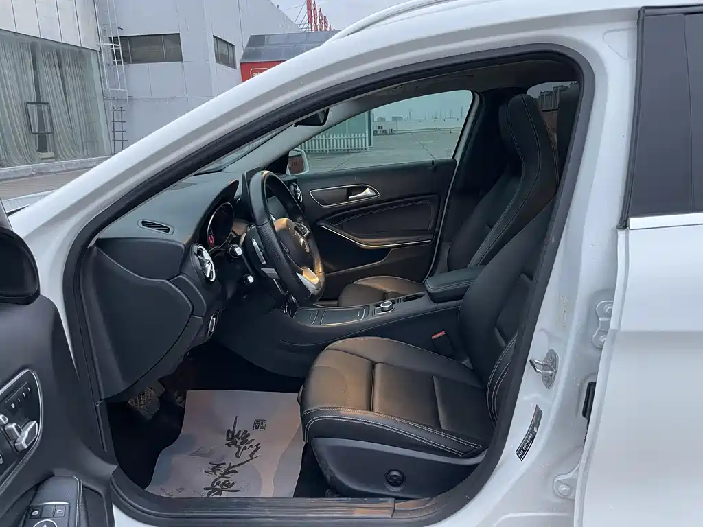 Mercedes-Benz GLA 2019 GLA 200