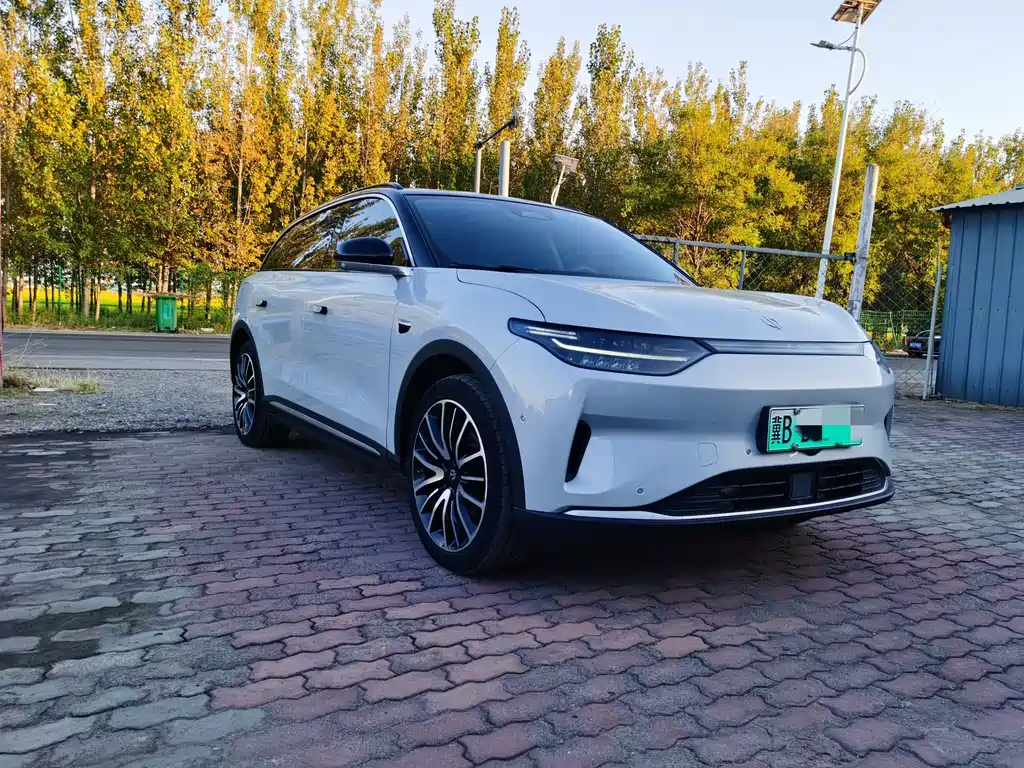 Leapmotor Leapmotor C11 — миниатюра 2