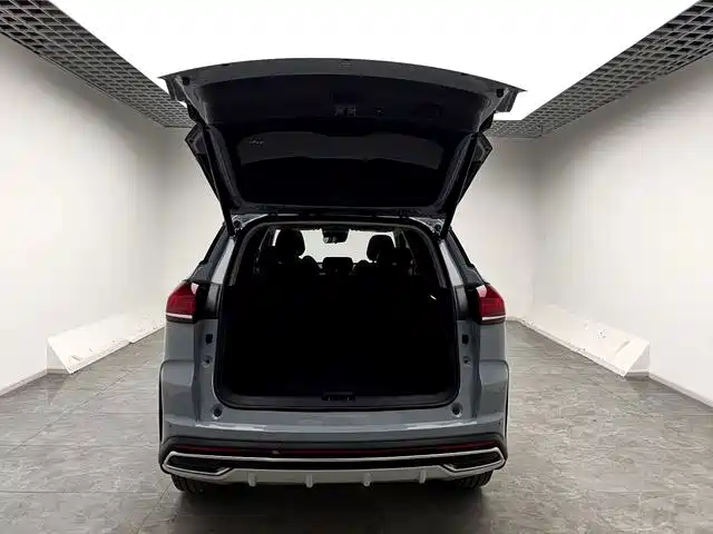 Geely Boyue — миниатюра 14