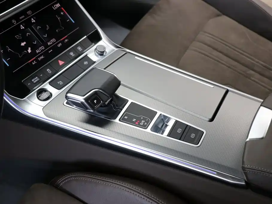 Audi A7L 45TFSI S-line Dream Builder Type Liujing Package, фото 14