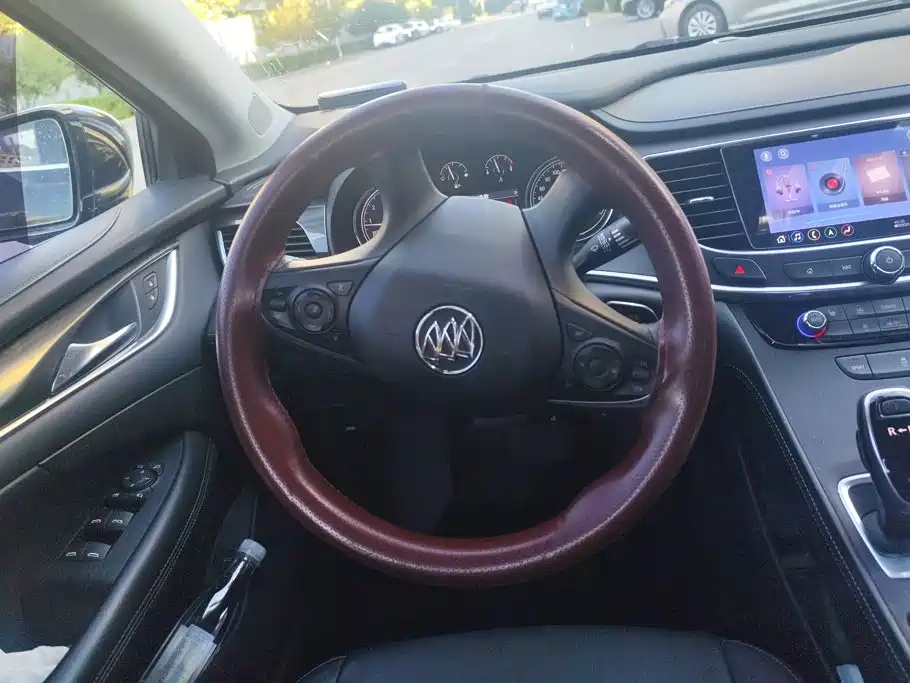 Buick LaCrosse — миниатюра 15