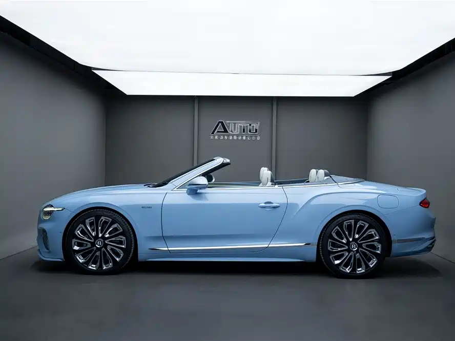 BENTLEY CONTINENTAL PLUG IN HYBRID