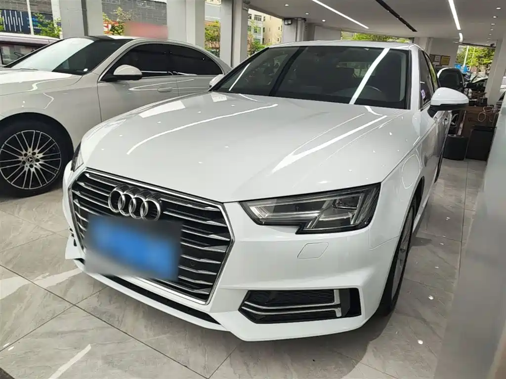 Audi A4L 2019