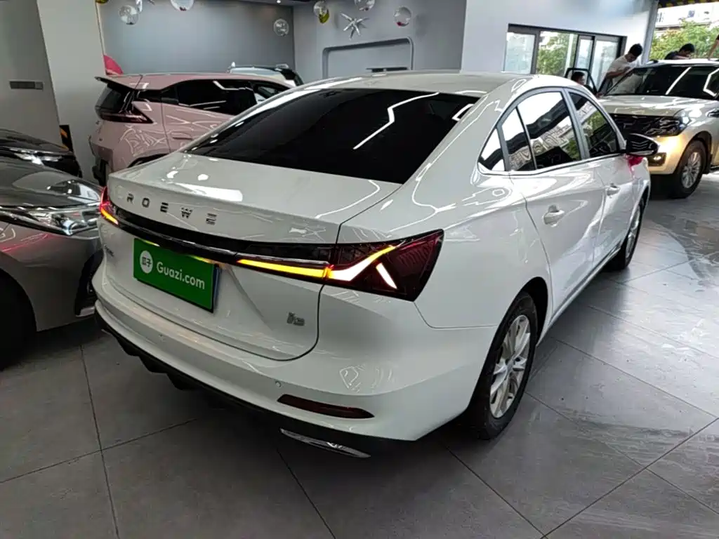 Roewe i5 2023 1.5L CVT Luxury