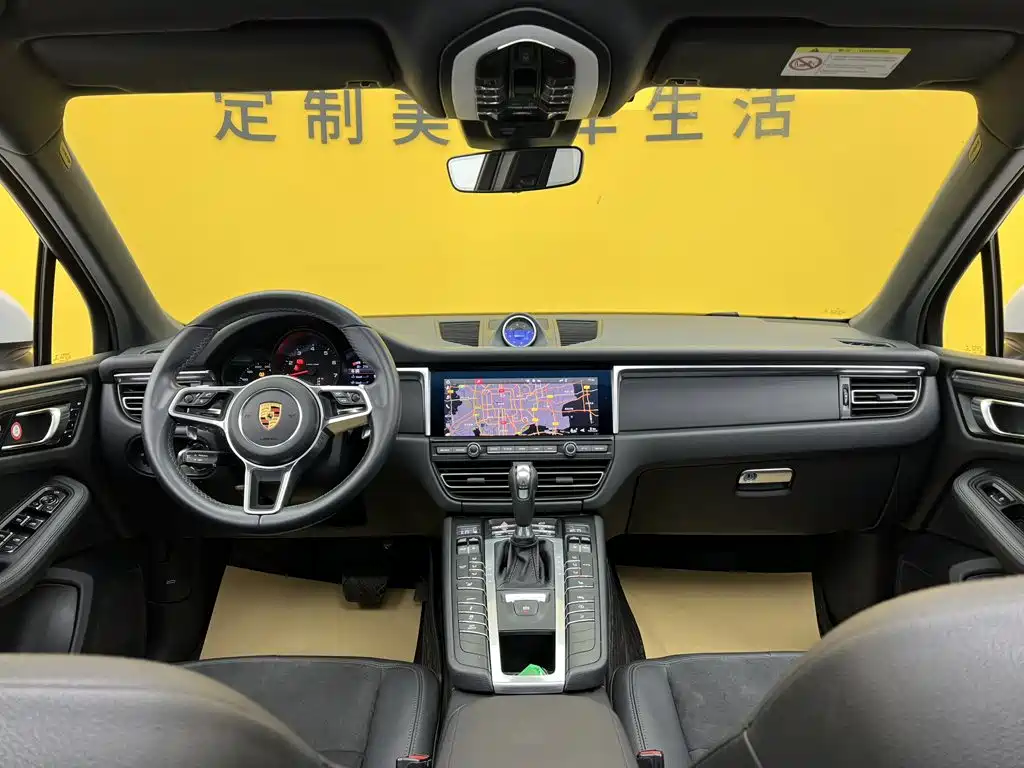 Porsche Macan — миниатюра 38