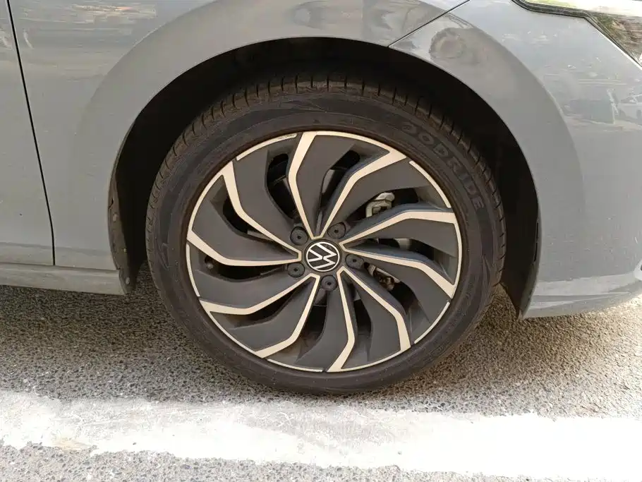 Volkswagen Golf — миниатюра 6