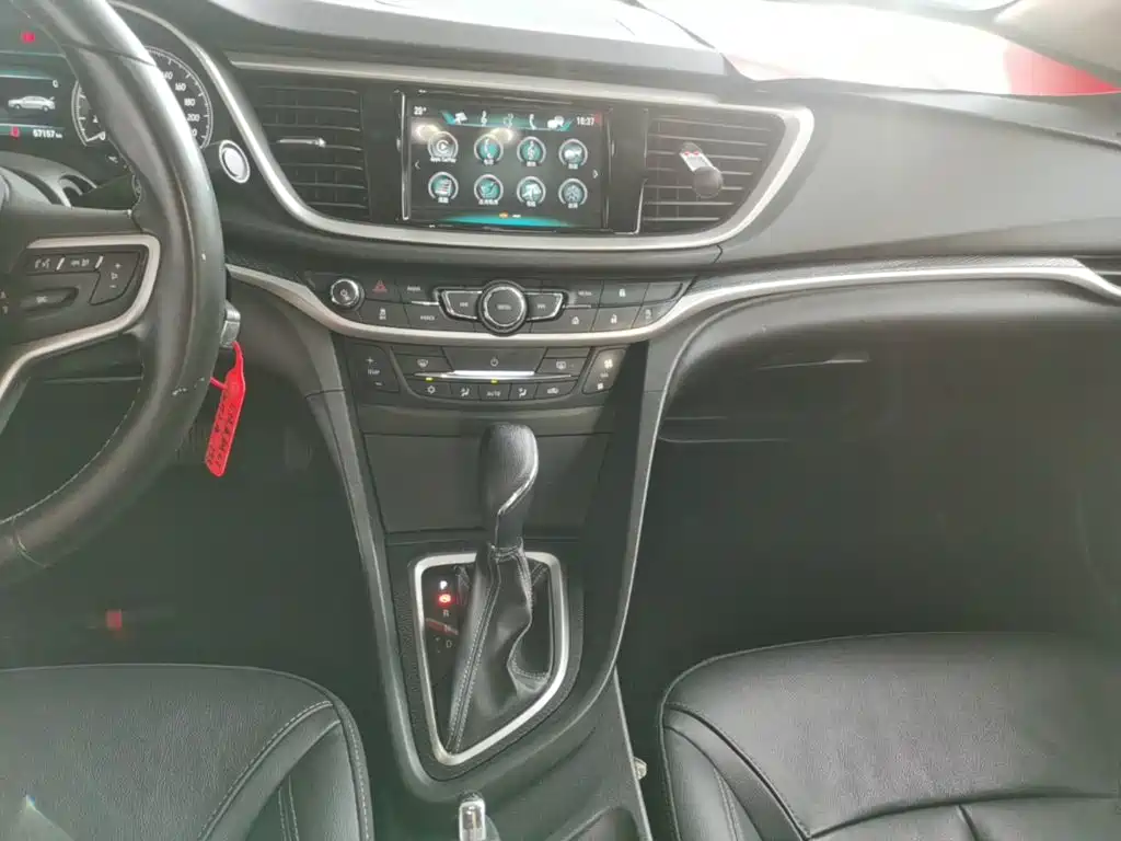 Buick Excelle — миниатюра 13