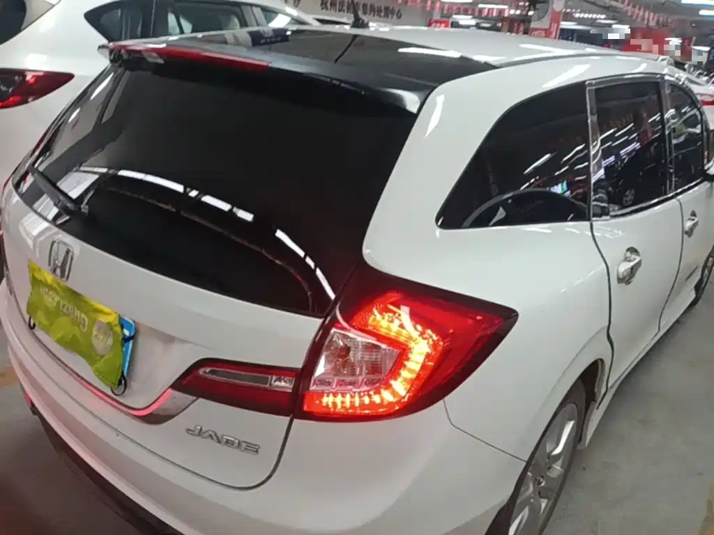 Honda Jade — миниатюра 6