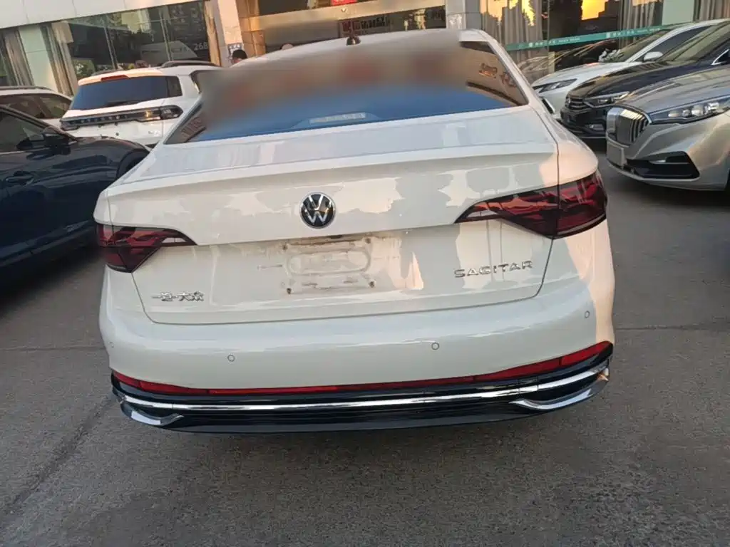 Volkswagen Sagitar — миниатюра 4