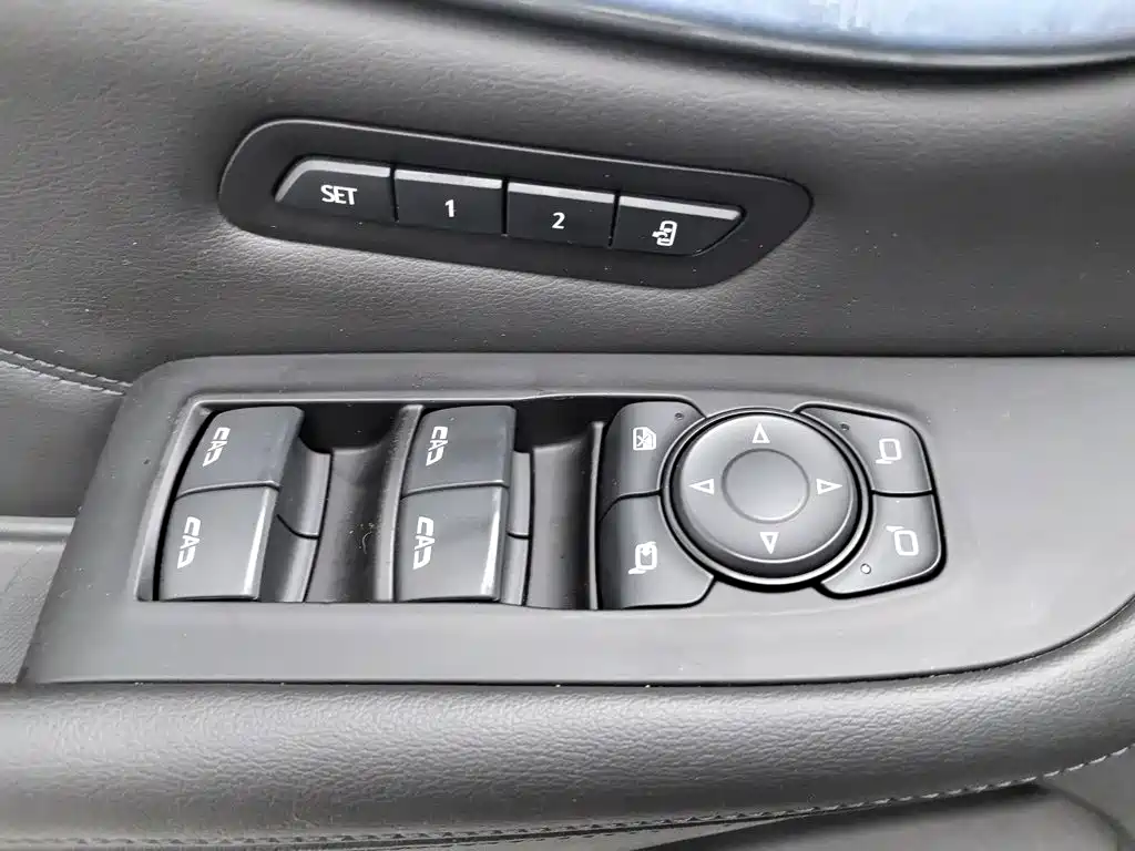 Buick Enclave — миниатюра 9