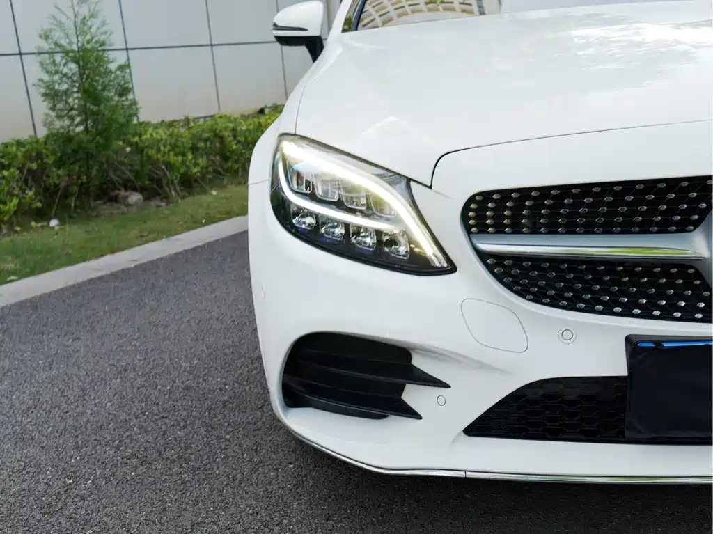 Mercedes-Benz C-Class (Import) — миниатюра 18
