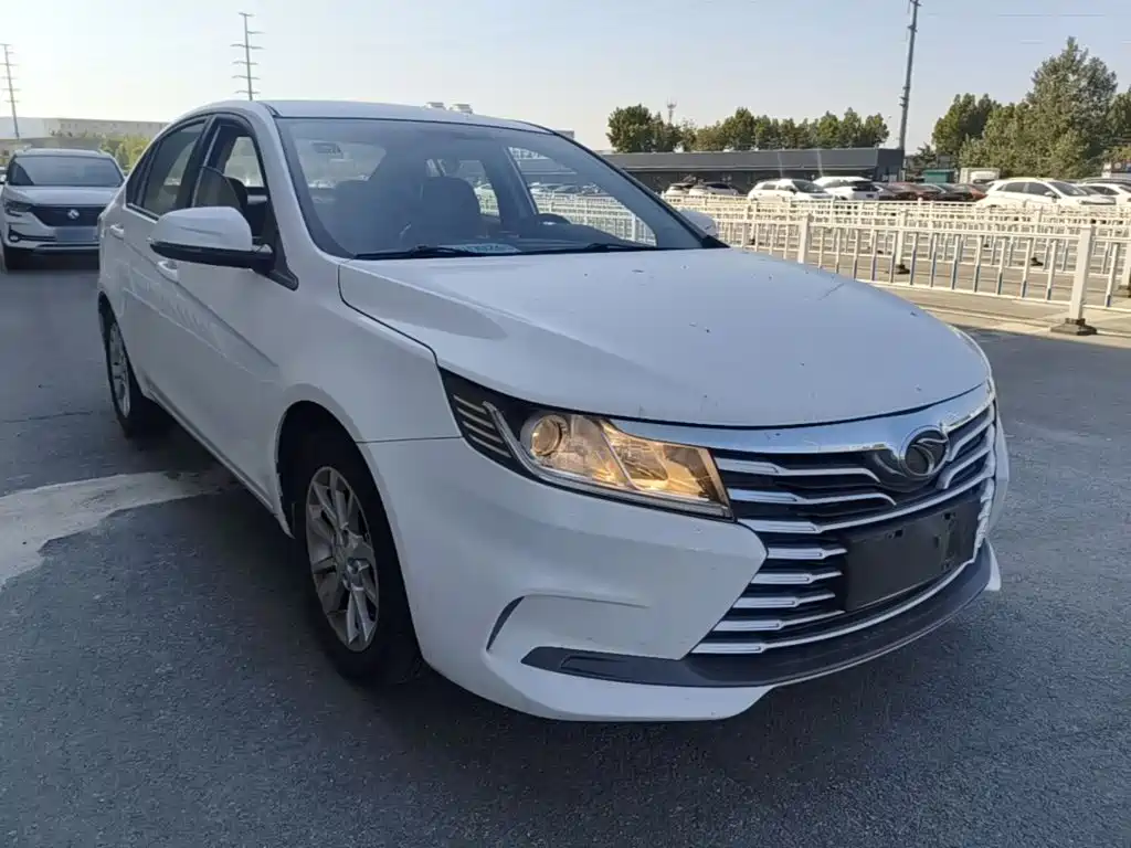Soueast A5 Yiwu — миниатюра 4