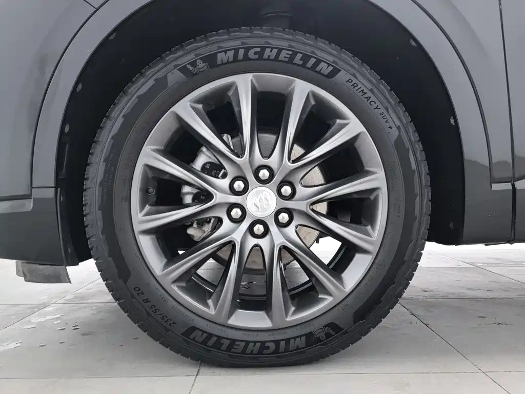 Buick Enclave — миниатюра 17