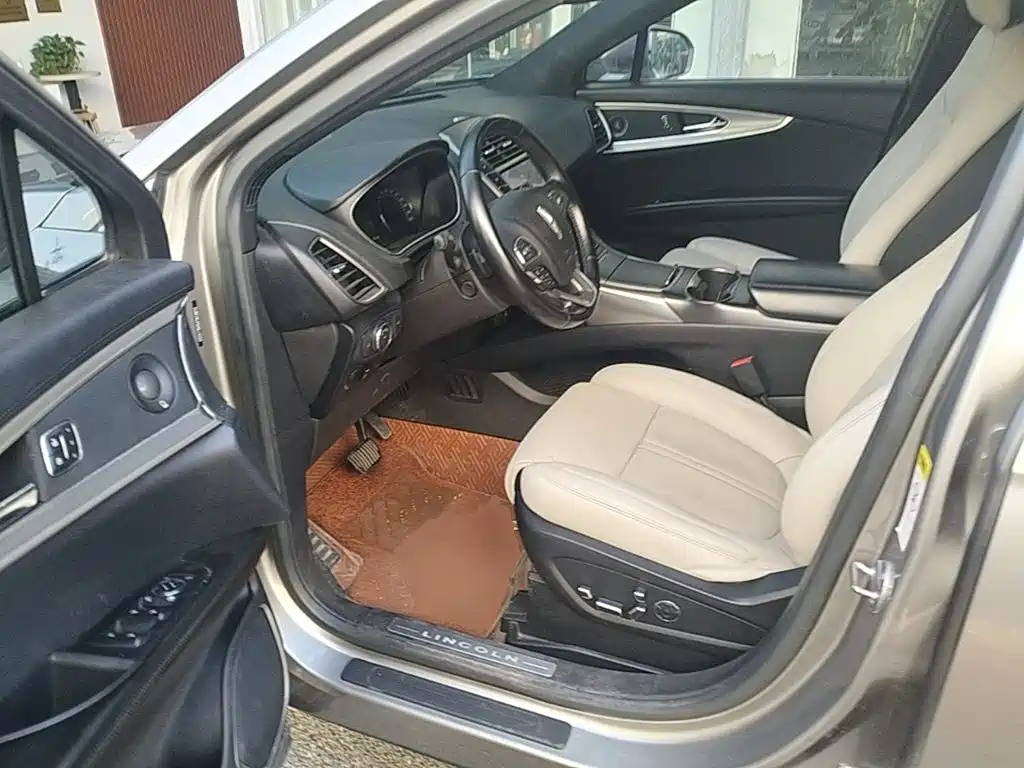 Lincoln MKX — миниатюра 16
