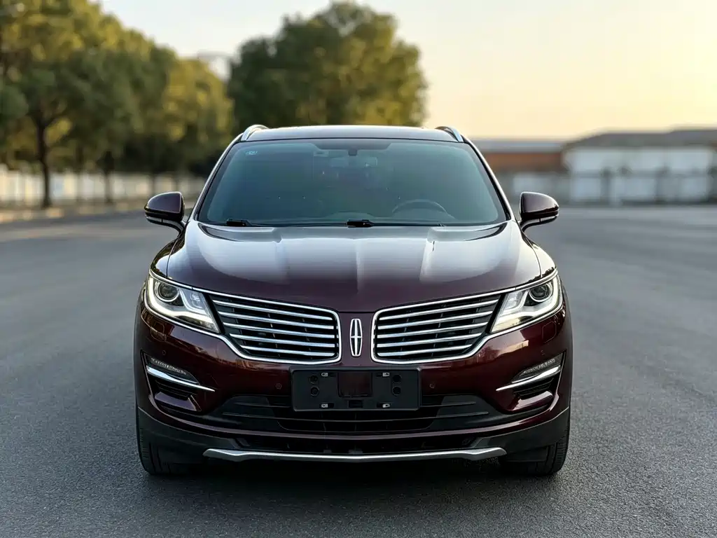 Lincoln MKC — миниатюра 2