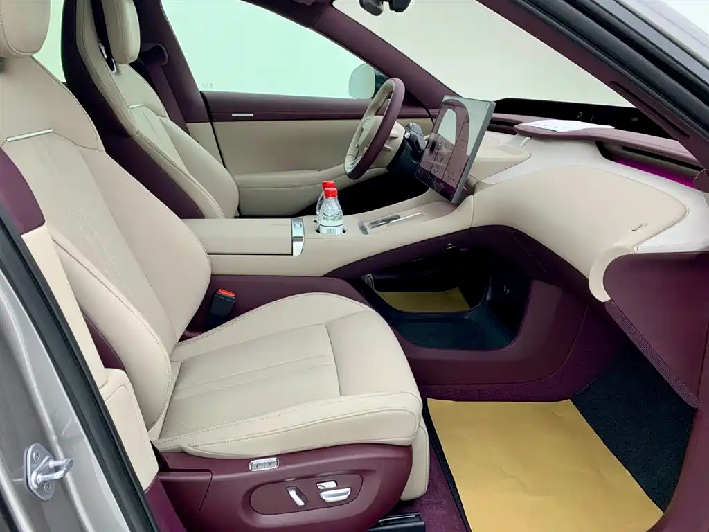 XIAOMI CAR XIAOMI YU7