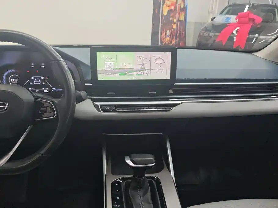 Geely Emgrand — миниатюра 13