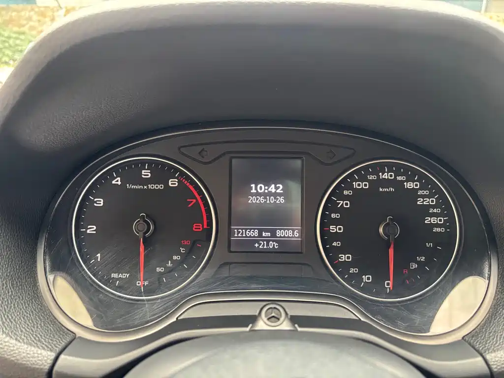Audi Q2L — миниатюра 9