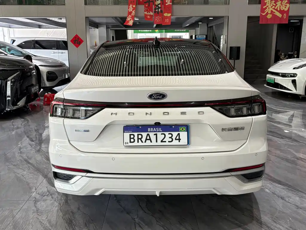 Ford Mondeo — миниатюра 27
