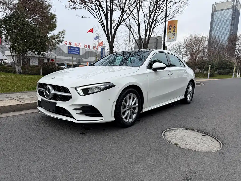 MERCEDES-BENZ A CLASS