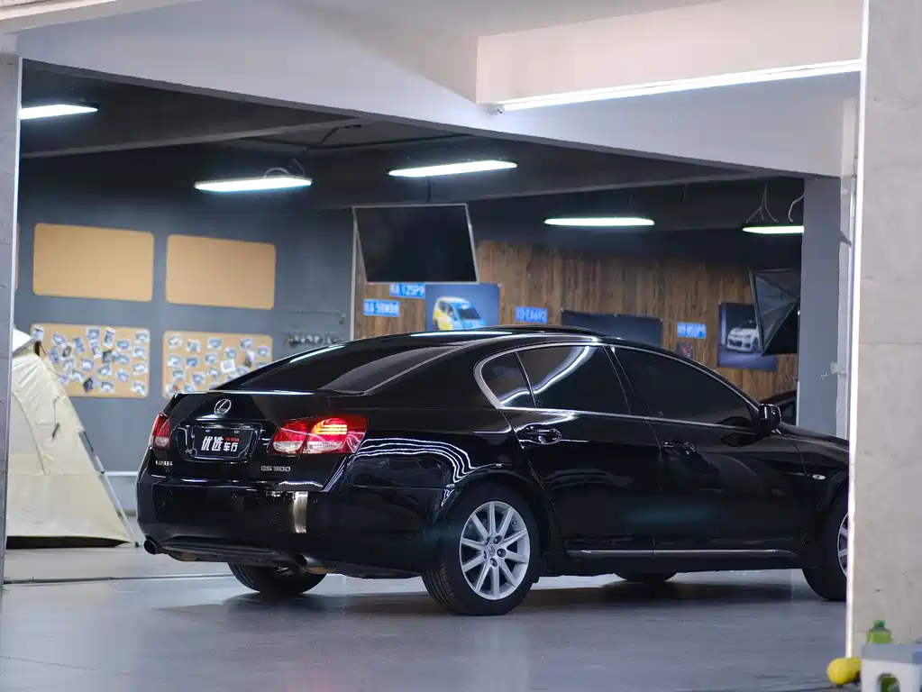 Lexus GS — миниатюра 16