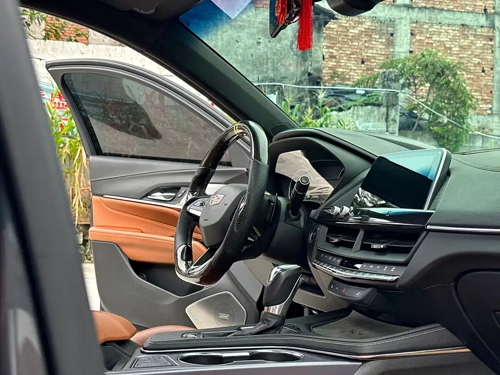 Cadillac CT4 — миниатюра 15
