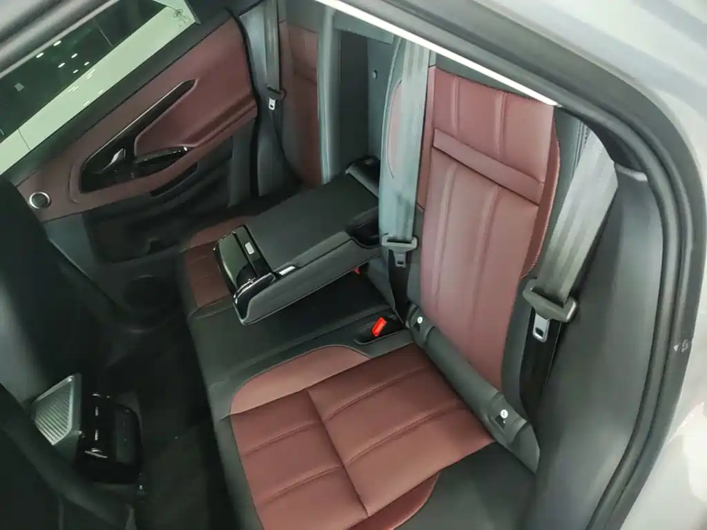 Land Rover Evoque — миниатюра 17