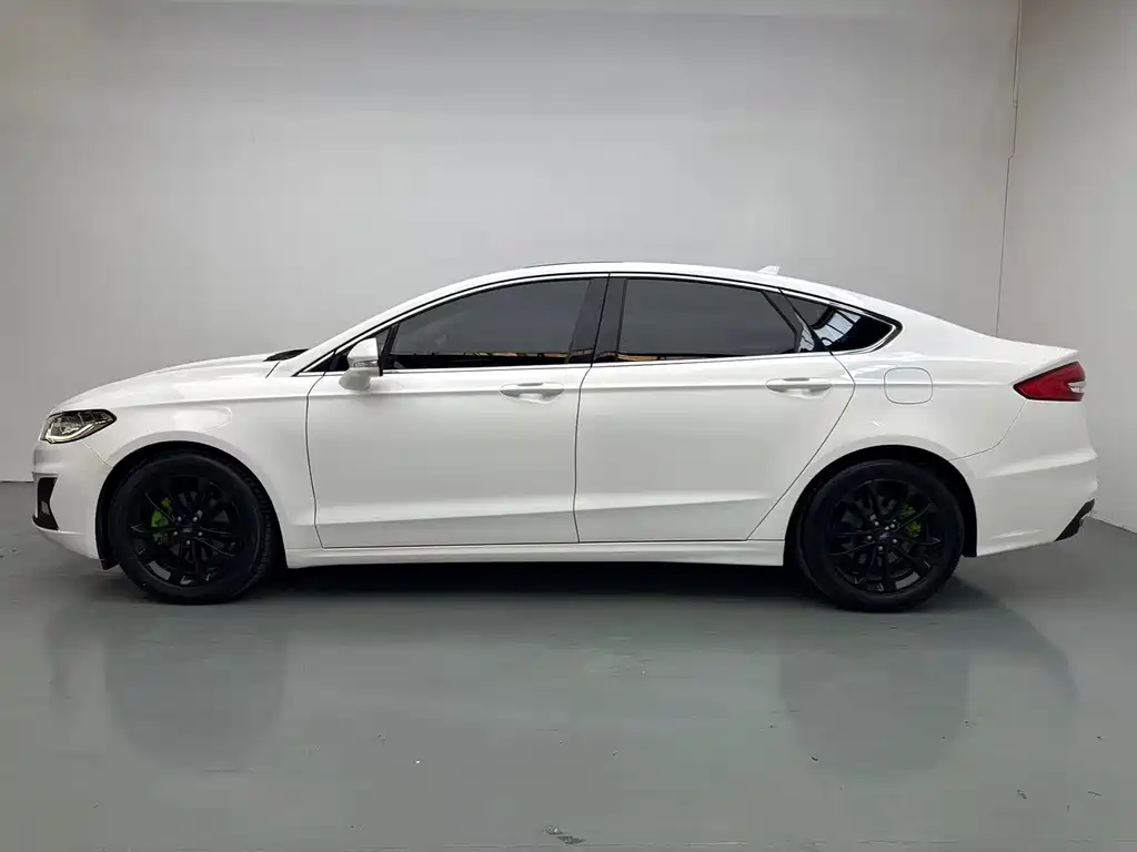 Ford Mondeo — миниатюра 3