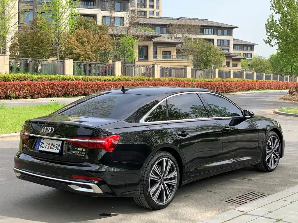Audi A6L 2025 45 TFSI quattro