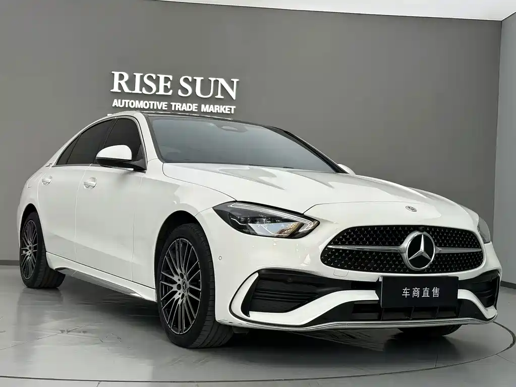 Mercedes-Benz C-Class — миниатюра 3