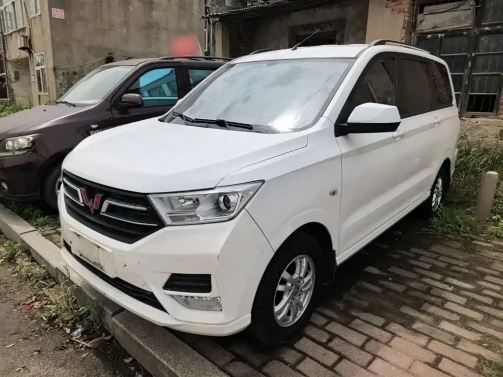Wuling Hongguang 2019