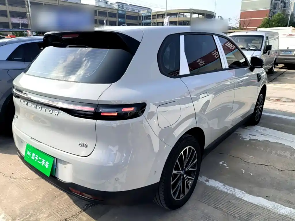 Leapmotor Leapmotor B10 — миниатюра 7