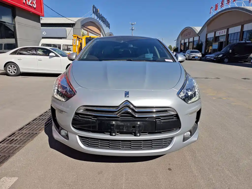 DS DS 5 — миниатюра 2